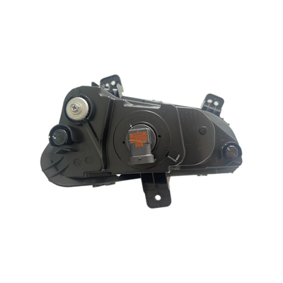 Enhance Your Gilly Bin Yue's Look with 72W Halogen Front Fog Lamp Assembly 7054015500